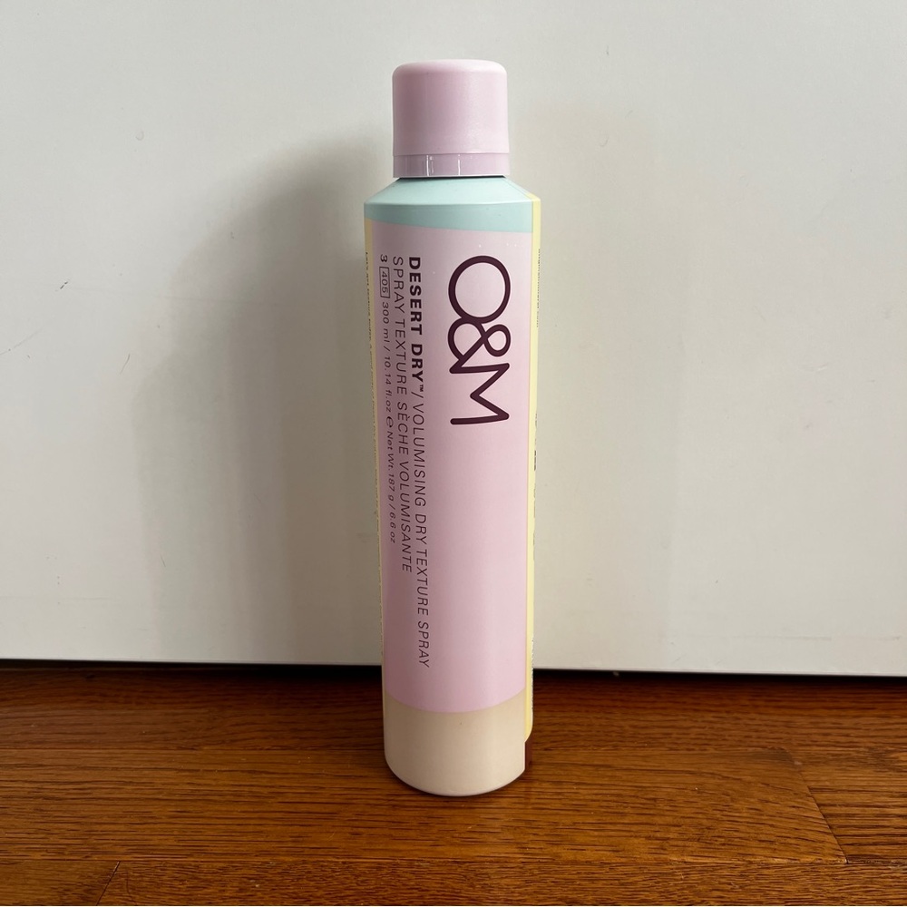 O&M Desert Dry Volumizing Texture Spray